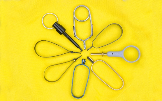 Hackle pliers Hackle pliers