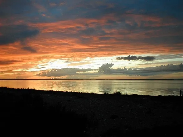 User submitted picture: February 09, 2006 sunset